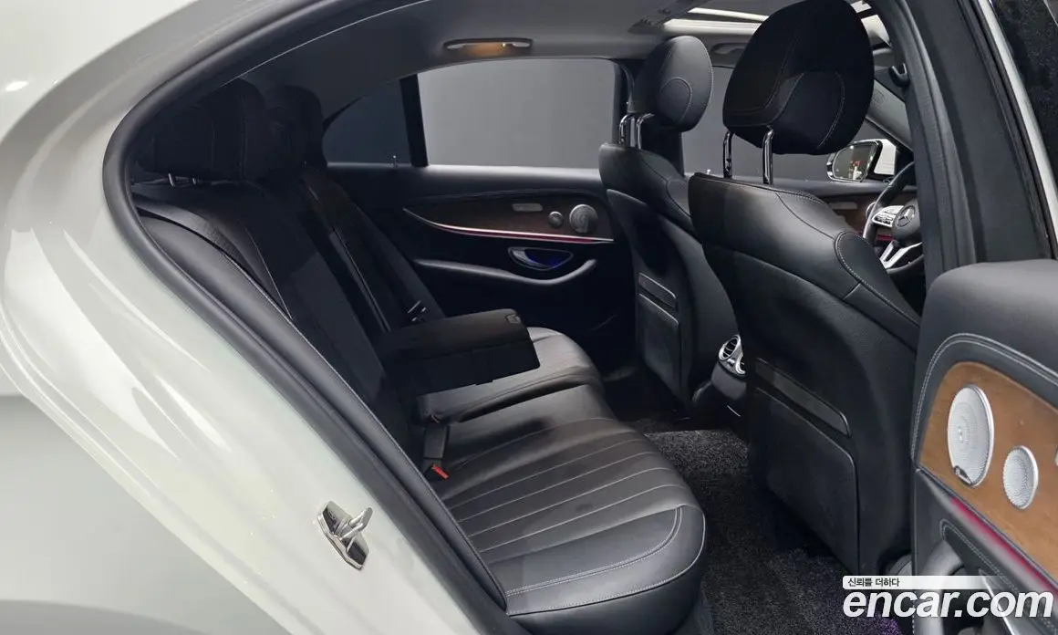 Mercedes-Benz E-Class 2020 2.0 автомат (гидро), фото 18