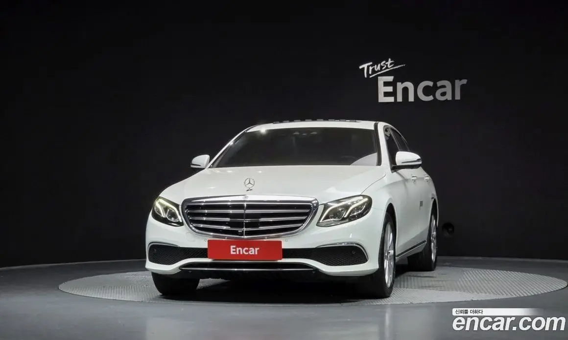 Mercedes-Benz E-Class 2020 2.0 автомат (гидро), фото 3