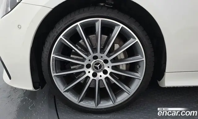 Mercedes-Benz E-Class 2021 3.0 автомат (гидро), миниатюра 5