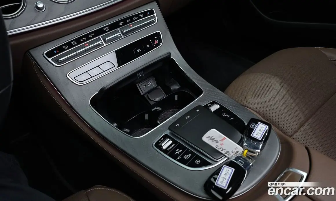 Mercedes-Benz E-Class 2022 2.0 автомат (гидро), фото 17 Mercedes-Benz E-Class 2022 2.0 автомат (гидро), фото 17