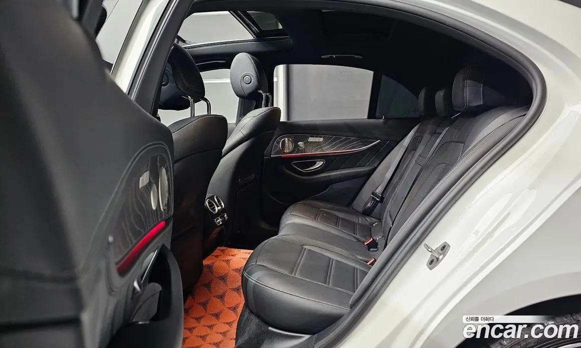 Mercedes-Benz E-Class 2022 3.0 автомат (гидро), фото 18
