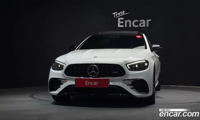 Mercedes-Benz E-Class 2022 3.0 автомат (гидро), миниатюра 3