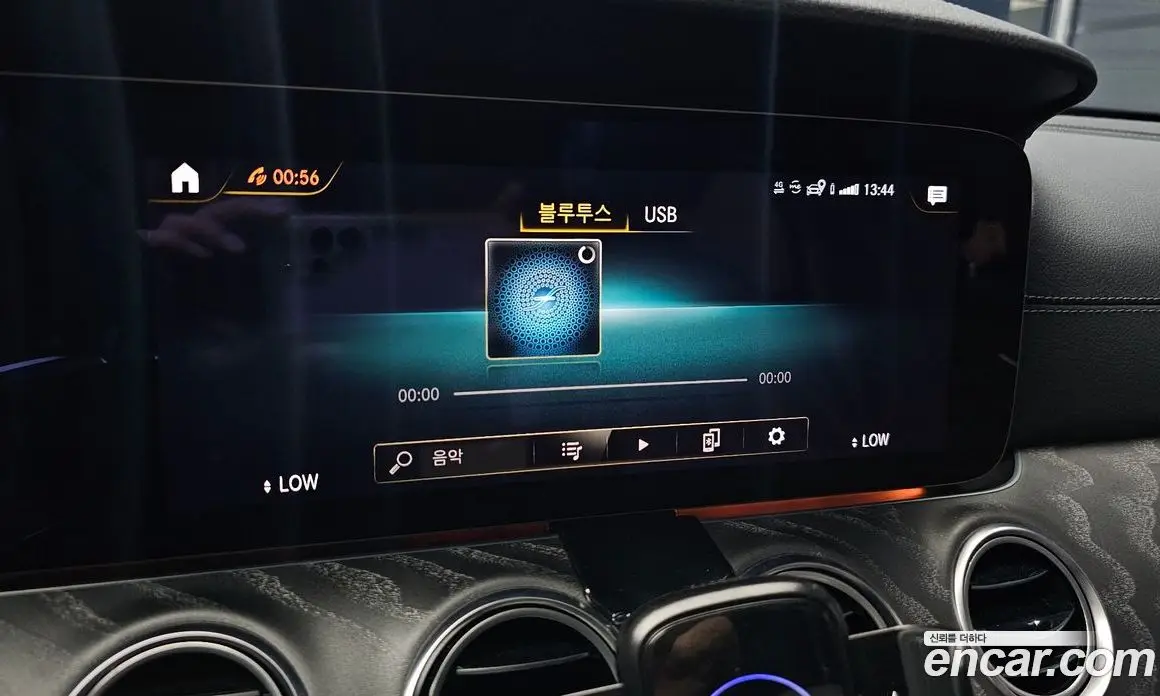 Mercedes-Benz E-Class 2022 3.0 автомат (гидро), фото 22