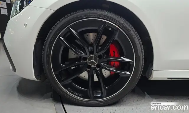 Mercedes-Benz E-Class 2022 3.0 автомат (гидро), миниатюра 5