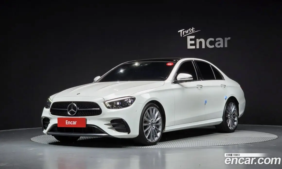 Mercedes-Benz E-Class 2022 2.0 автомат (гидро), фото 1 Mercedes-Benz E-Class 2022 2.0 автомат (гидро), фото 1