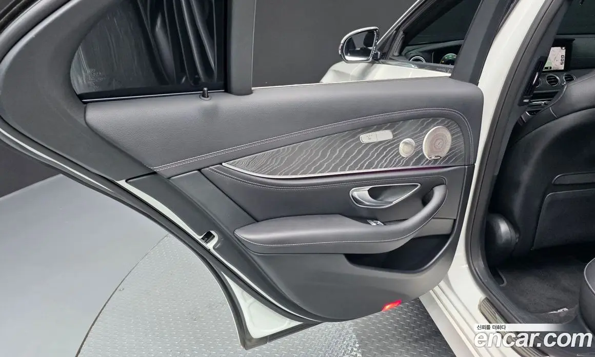 Mercedes-Benz E-Class 2022 2.0 автомат (гидро), фото 15 Mercedes-Benz E-Class 2022 2.0 автомат (гидро), фото 15