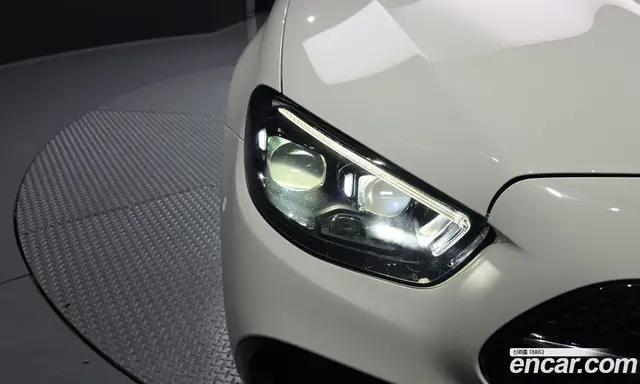 Mercedes-Benz E-Class 2022 2.0 автомат (гидро), миниатюра 8 Mercedes-Benz E-Class 2022 2.0 автомат (гидро), миниатюра 8