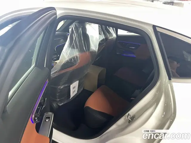 Mercedes-Benz GLC-Class 2026 2.0 автомат (гидро), миниатюра 6 Mercedes-Benz GLC-Class 2026 2.0 автомат (гидро), миниатюра 6