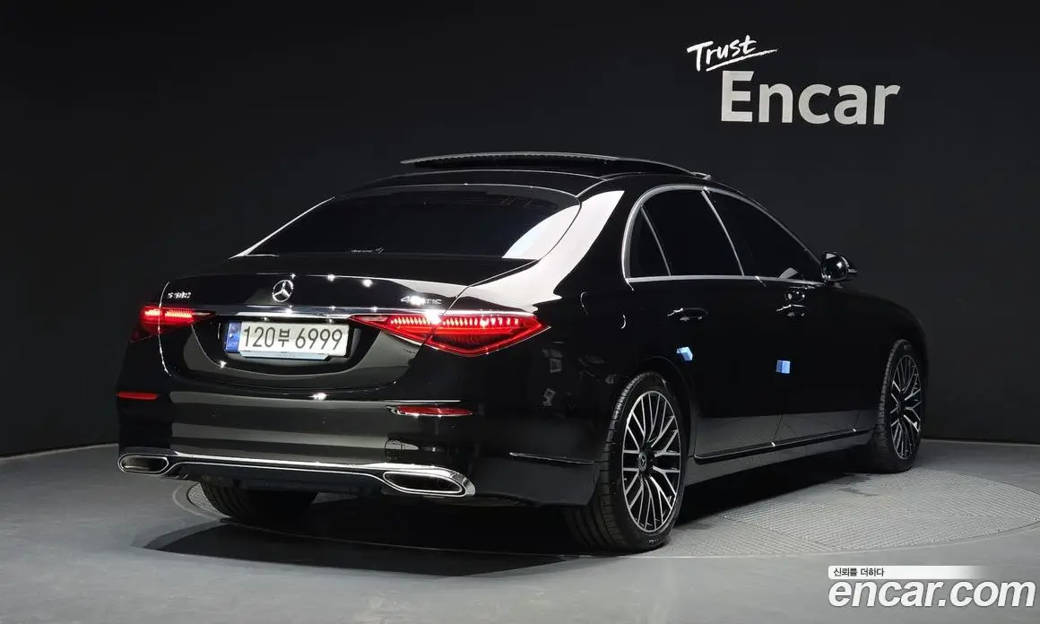 Mercedes-Benz S-Class 2023 4.0 автомат (гидро), фото 2 Mercedes-Benz S-Class 2023 4.0 автомат (гидро), фото 2