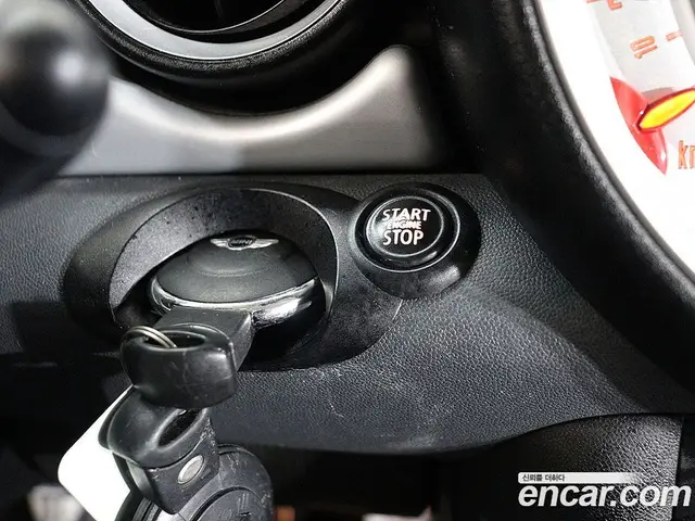 Mini Cooper 2012 2.0 автомат (гидро), миниатюра 12