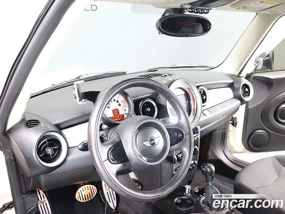 Mini Cooper 2012 2.0 автомат (гидро), фото 16 Mini Cooper 2012 2.0 автомат (гидро), фото 16