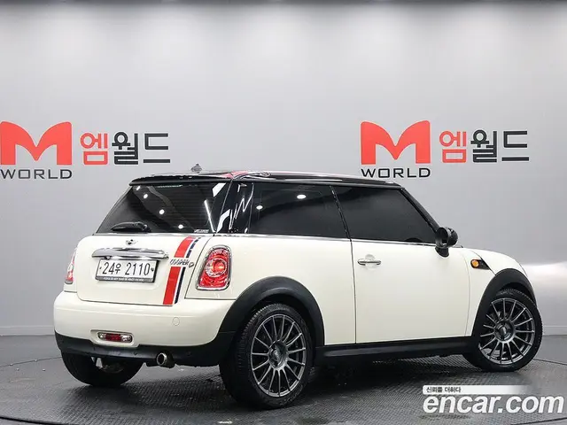 Mini Cooper 2012 2.0 автомат (гидро), миниатюра 5 Mini Cooper 2012 2.0 автомат (гидро), миниатюра 5