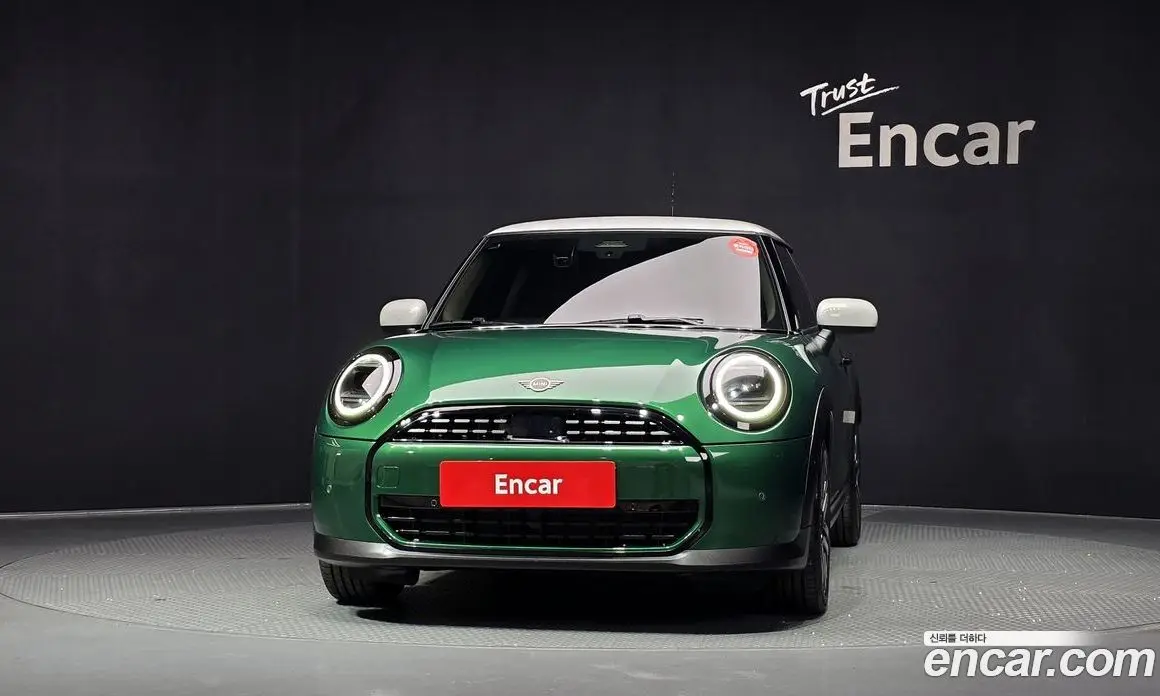 Mini Cooper 2025 2.0 автомат (гидро), фото 3