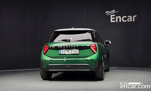 Mini Cooper 2025 2.0 автомат (гидро), миниатюра 4