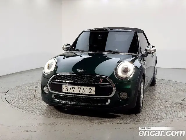 Mini Cooper Convertible 2018 1.5 автомат (гидро), миниатюра 2 Mini Cooper Convertible 2018 1.5 автомат (гидро), миниатюра 2