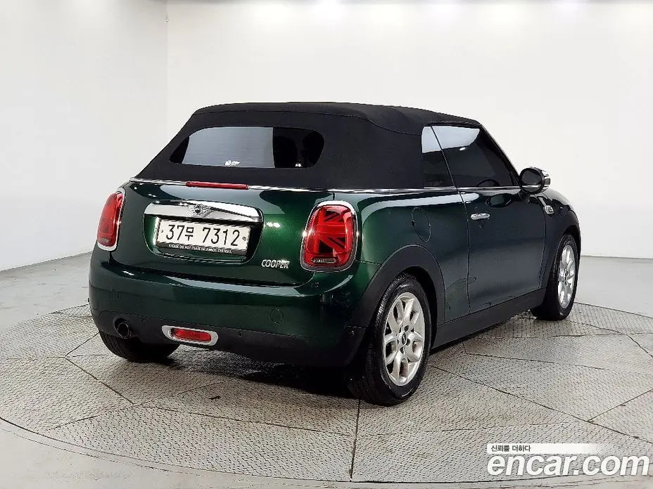 Mini Cooper Convertible 2018 1.5 автомат (гидро), фото 4 Mini Cooper Convertible 2018 1.5 автомат (гидро), фото 4