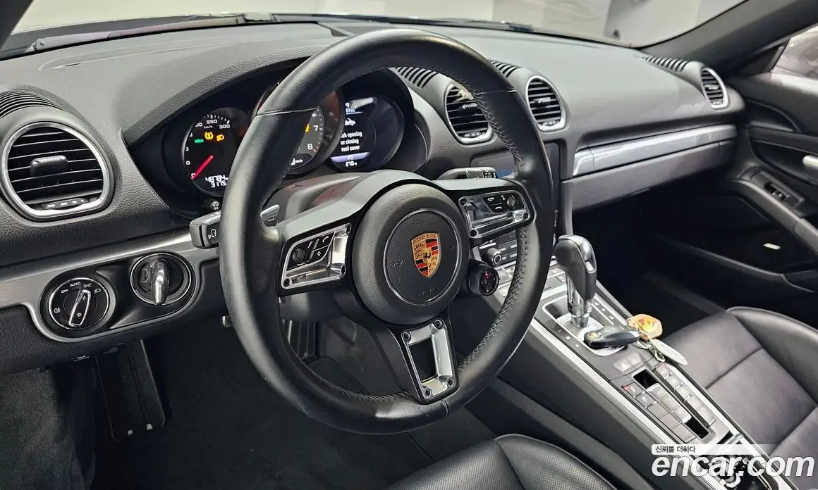 Porsche 718 2020 2.5 автомат (гидро), фото 17 Porsche 718 2020 2.5 автомат (гидро), фото 17