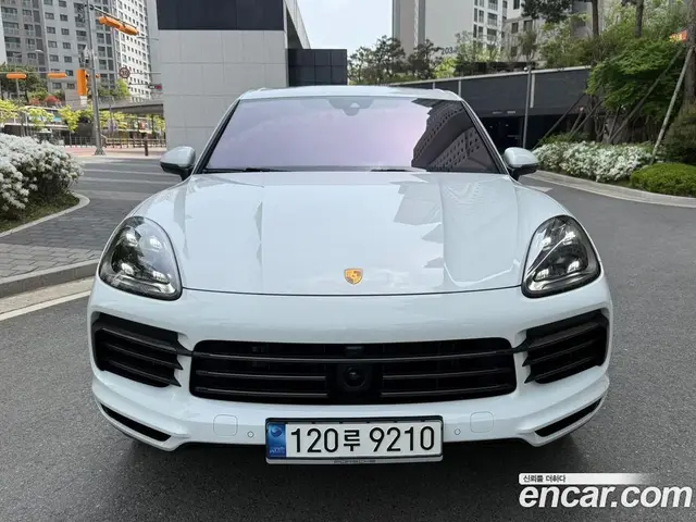 Porsche Cayenne, 2023, 23 242 км