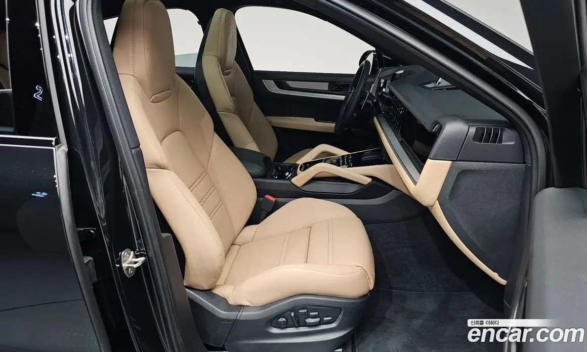 Porsche Cayenne 2025 3.0 автомат (гидро), фото 15 Porsche Cayenne 2025 3.0 автомат (гидро), фото 15