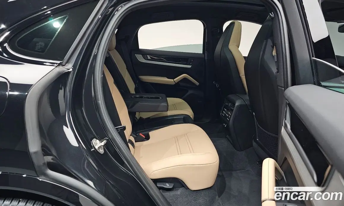 Porsche Cayenne 2025 3.0 автомат (гидро), фото 16 Porsche Cayenne 2025 3.0 автомат (гидро), фото 16