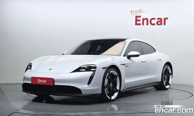 Porsche Taycan 2022 0.1 автомат (гидро), миниатюра 1 Porsche Taycan 2022 0.1 автомат (гидро), миниатюра 1