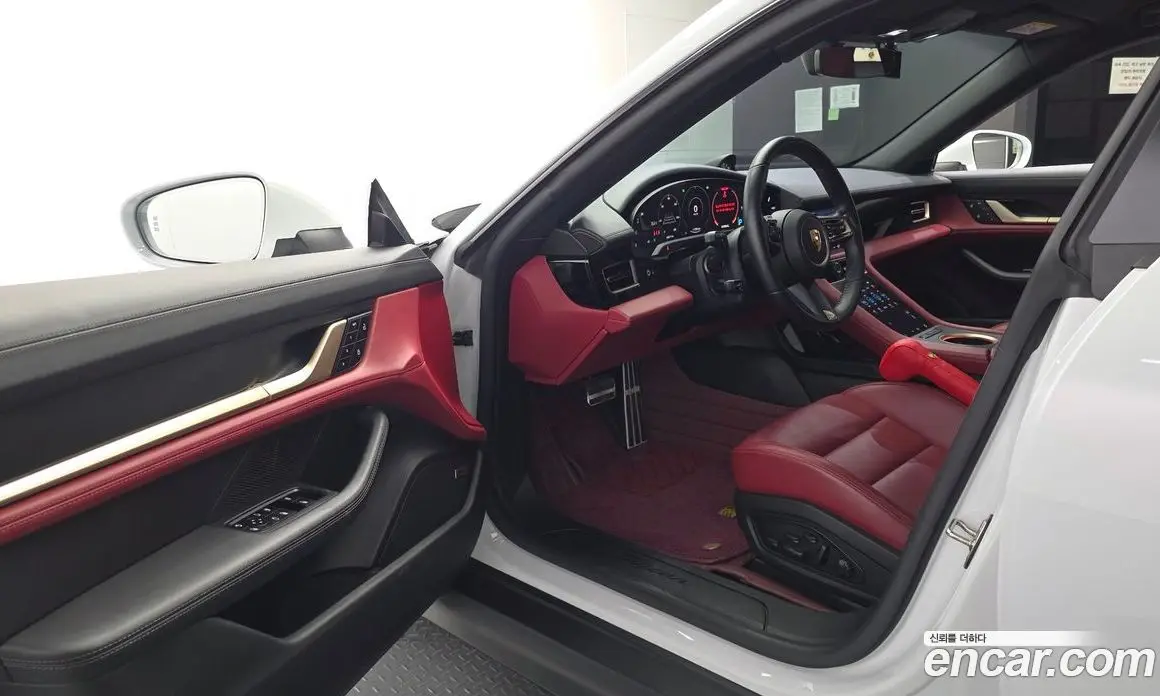 Porsche Taycan 2022 0.1 автомат (гидро), фото 13 Porsche Taycan 2022 0.1 автомат (гидро), фото 13