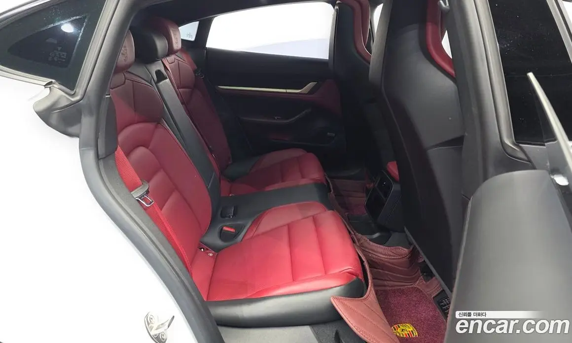 Porsche Taycan 2022 0.1 автомат (гидро), фото 17 Porsche Taycan 2022 0.1 автомат (гидро), фото 17