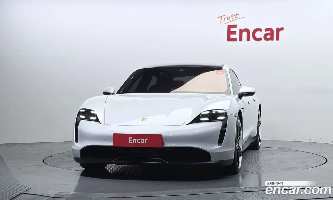 Porsche Taycan 2022 0.1 автомат (гидро), фото 3 Porsche Taycan 2022 0.1 автомат (гидро), фото 3