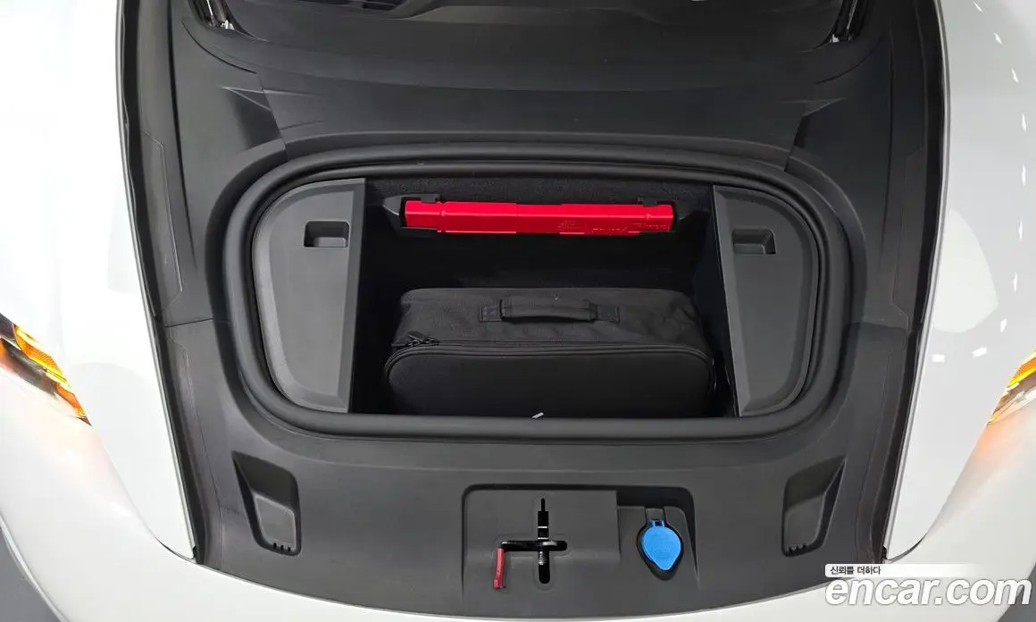 Porsche Taycan 2022 0.1 автомат (гидро), фото 6 Porsche Taycan 2022 0.1 автомат (гидро), фото 6