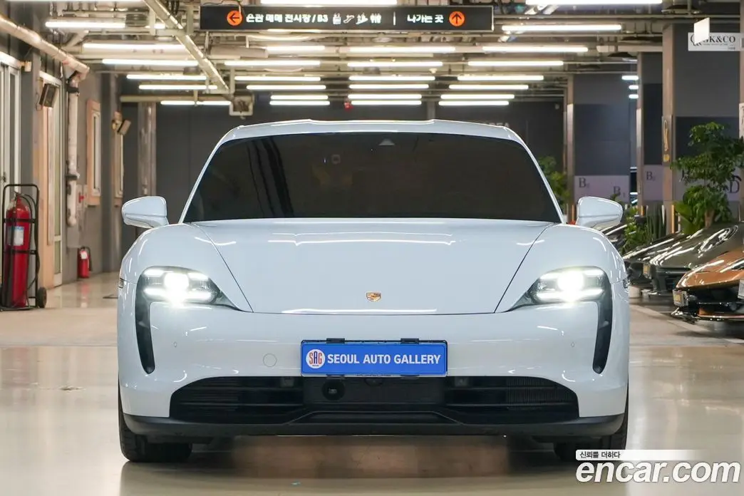 Porsche Taycan 2022 0.1 автомат (гидро), фото 3 Porsche Taycan 2022 0.1 автомат (гидро), фото 3