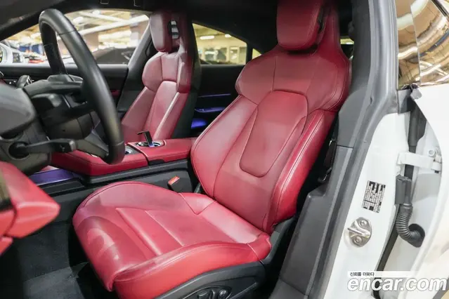 Porsche Taycan 2022 0.1 автомат (гидро), миниатюра 7 Porsche Taycan 2022 0.1 автомат (гидро), миниатюра 7