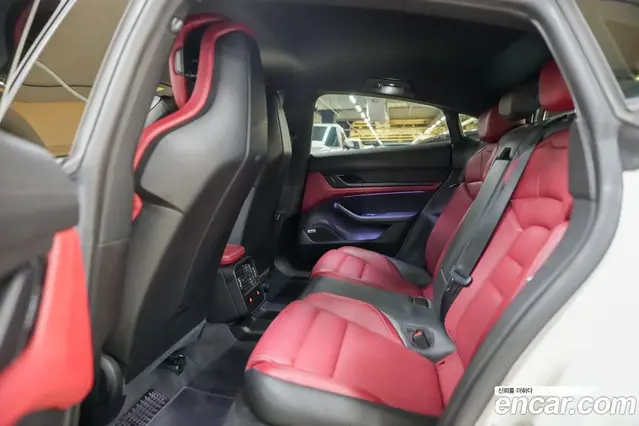 Porsche Taycan 2022 0.1 автомат (гидро), миниатюра 10 Porsche Taycan 2022 0.1 автомат (гидро), миниатюра 10