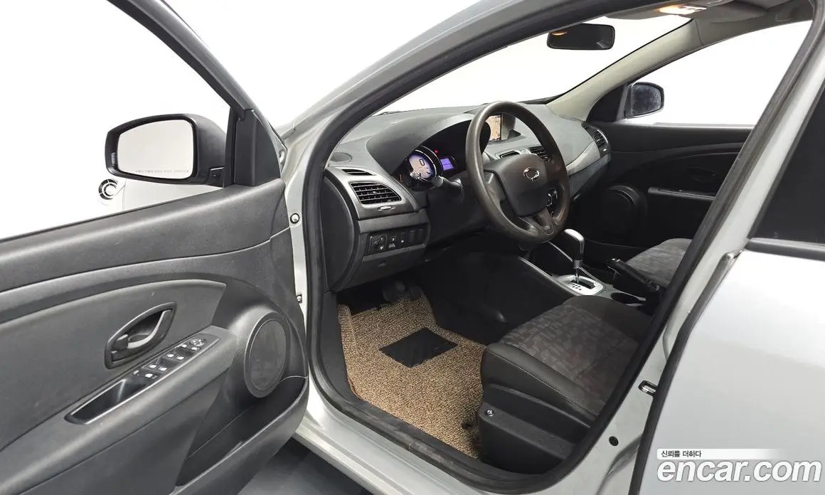 Renault (Samsung) SM3 2012 1.6 автомат (гидро), фото 10 Renault (Samsung) SM3 2012 1.6 автомат (гидро), фото 10