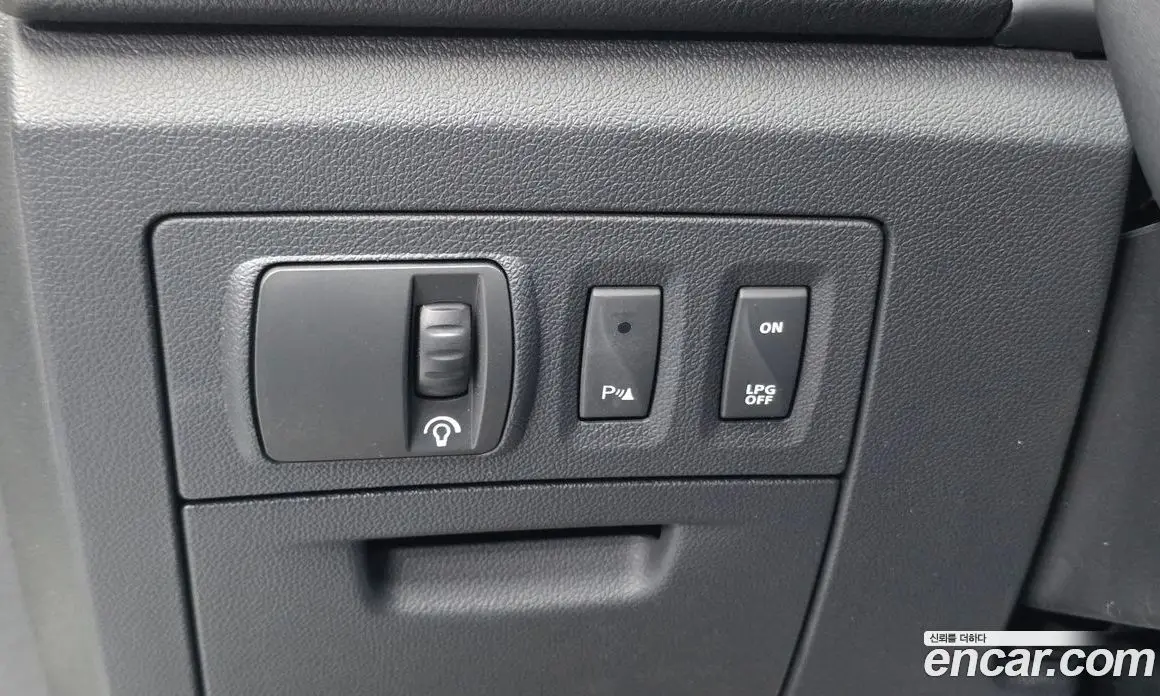 Renault (Samsung) SM5 2014 2.0 автомат (гидро), фото 28 Renault (Samsung) SM5 2014 2.0 автомат (гидро), фото 28