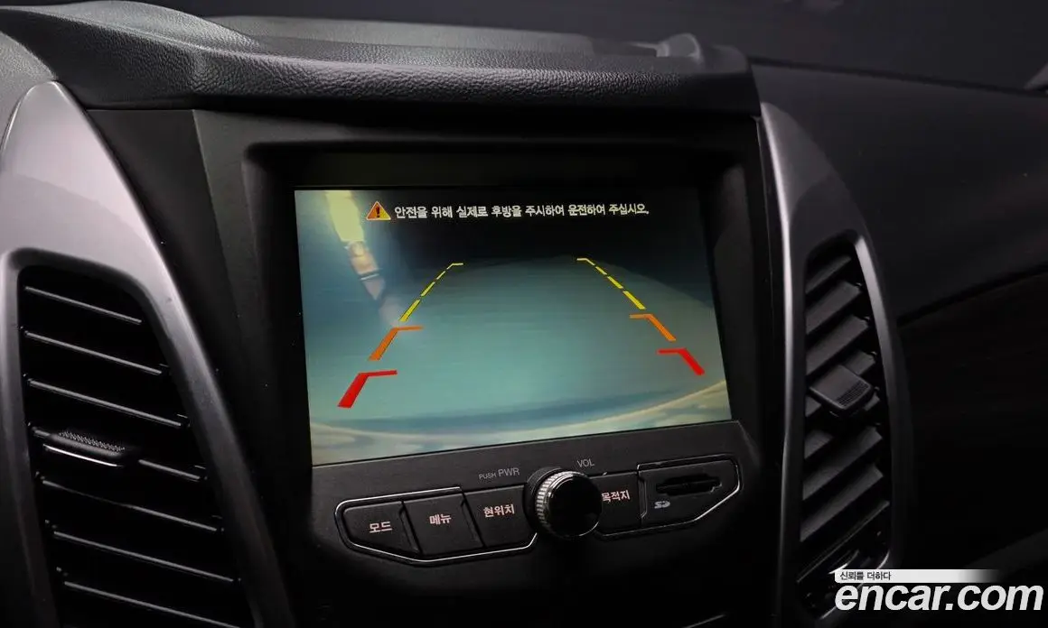SsangYong Korando 2014 2.0 автомат (гидро), фото 20
