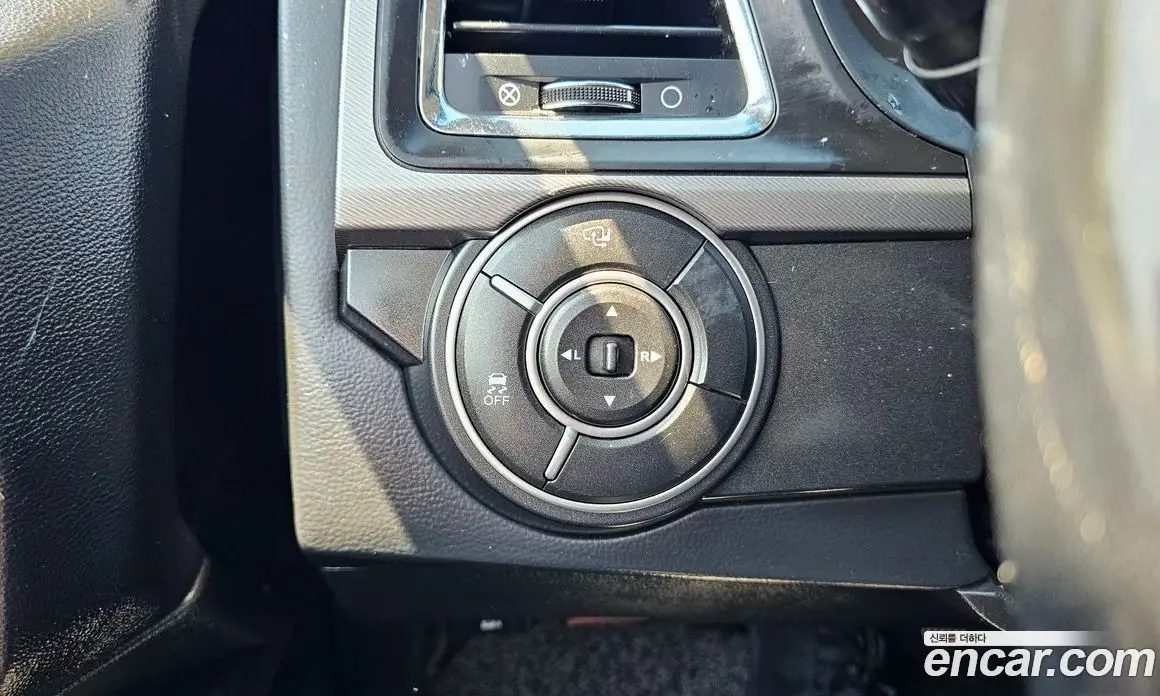 SsangYong Korando 2016 2.0 автомат (гидро), фото 17