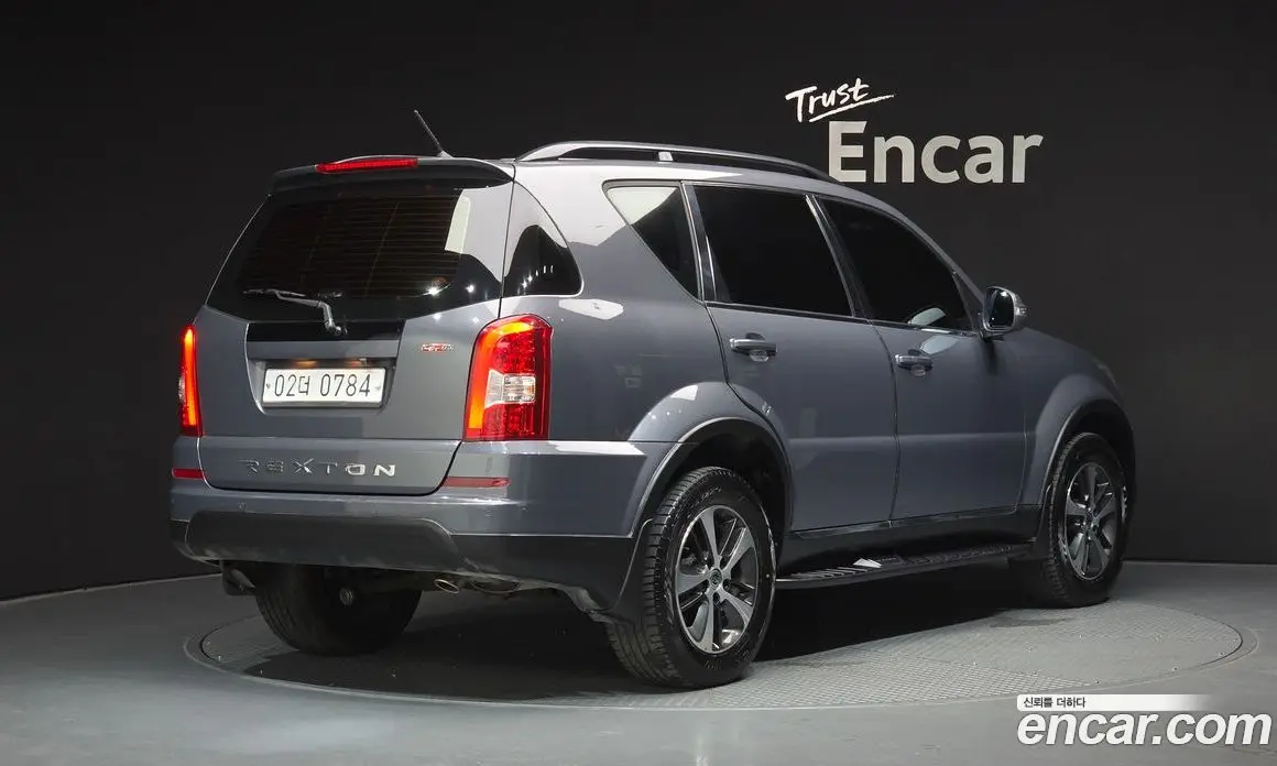 SsangYong Rexton 2016 2.2 автомат (гидро), фото 2 SsangYong Rexton 2016 2.2 автомат (гидро), фото 2