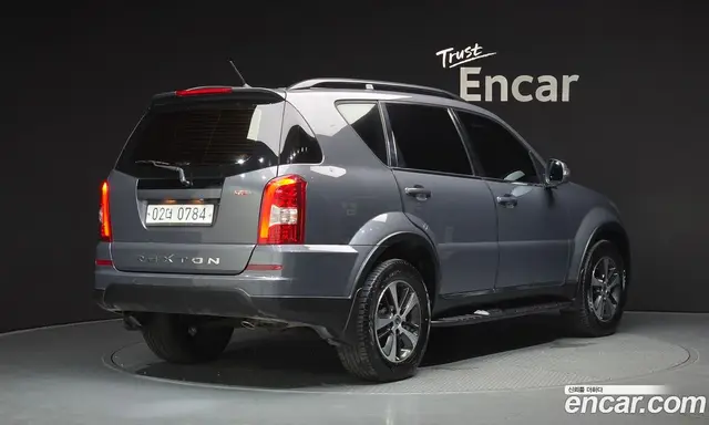 SsangYong Rexton 2016 2.2 автомат (гидро), миниатюра 2 SsangYong Rexton 2016 2.2 автомат (гидро), миниатюра 2