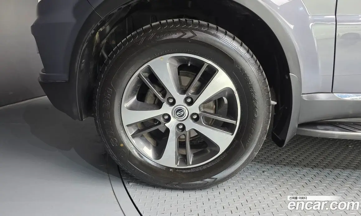 SsangYong Rexton 2016 2.2 автомат (гидро), фото 5 SsangYong Rexton 2016 2.2 автомат (гидро), фото 5