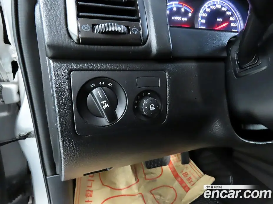 SsangYong Rexton 2016 2.2 автомат (гидро), фото 13