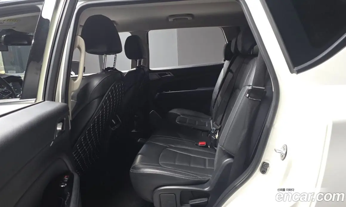 SsangYong Rexton 2017 2.2 автомат (гидро), фото 12 SsangYong Rexton 2017 2.2 автомат (гидро), фото 12