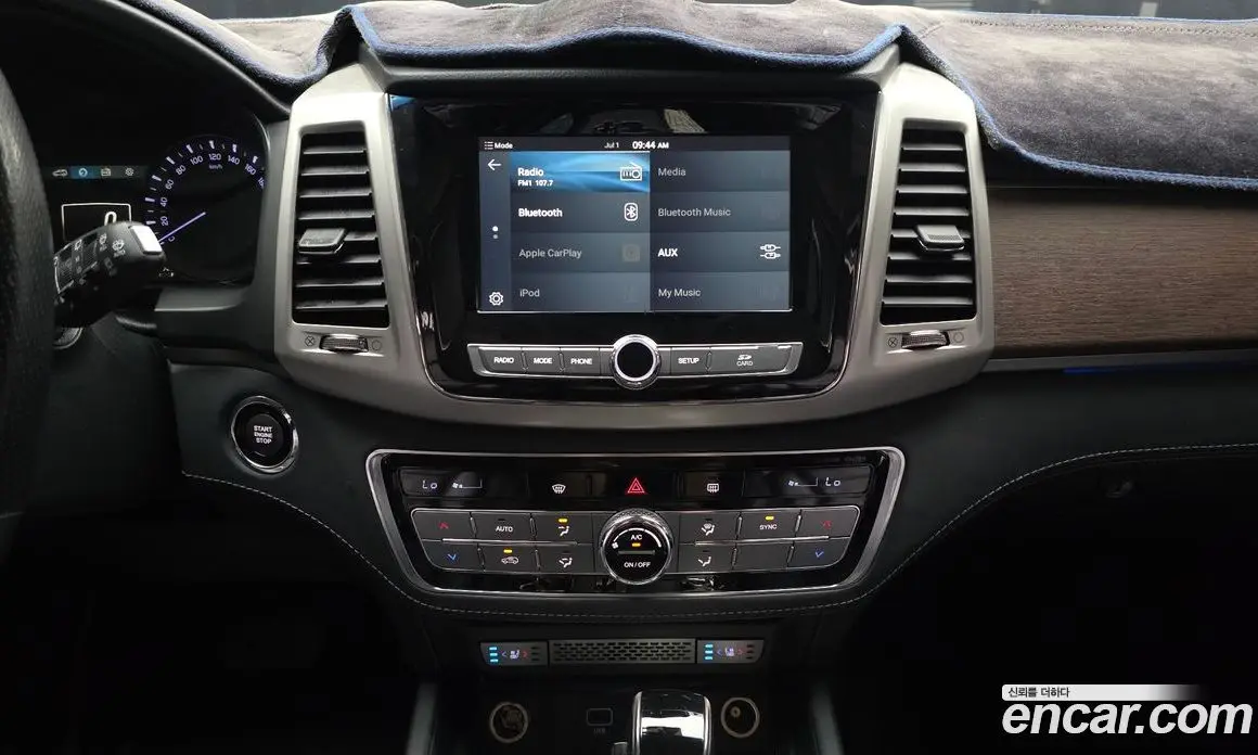 SsangYong Rexton 2017 2.2 автомат (гидро), фото 15 SsangYong Rexton 2017 2.2 автомат (гидро), фото 15