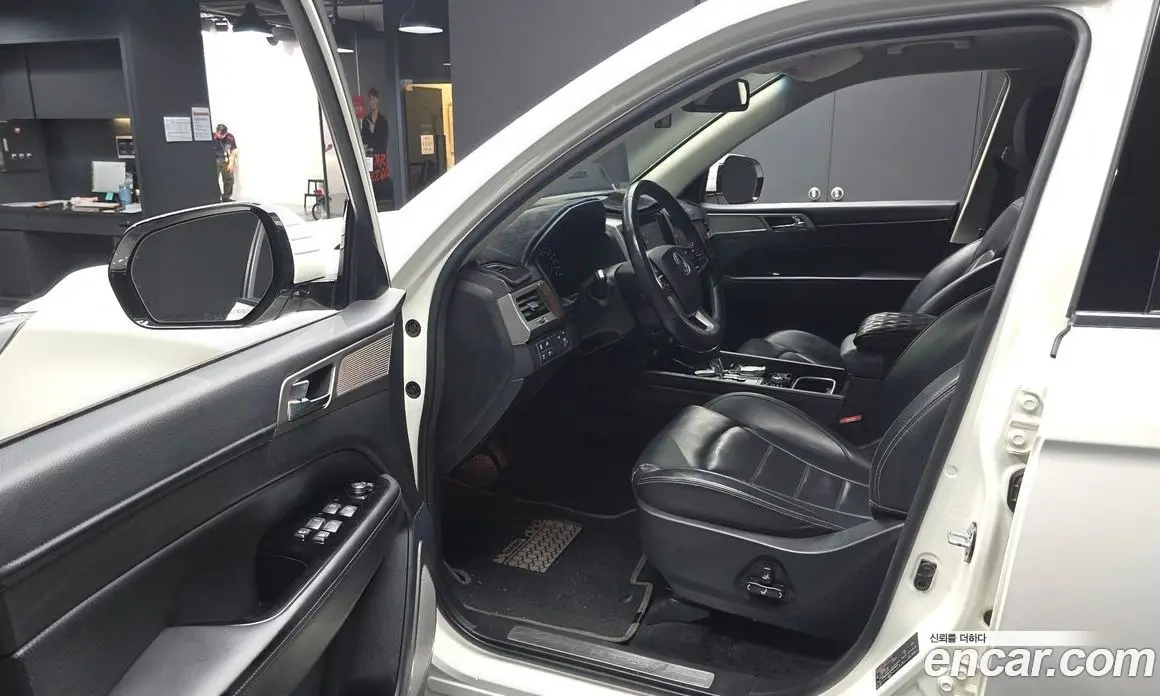 SsangYong Rexton 2017 2.2 автомат (гидро), фото 10 SsangYong Rexton 2017 2.2 автомат (гидро), фото 10