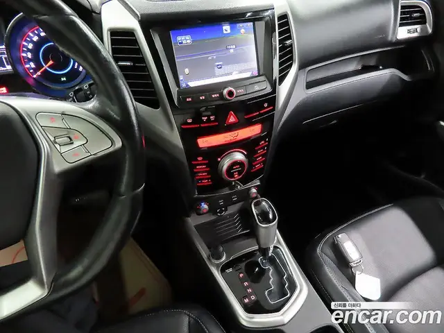 SsangYong TIBOLI 2015 1.6 автомат (гидро), миниатюра 12