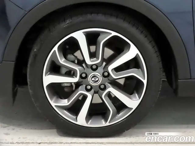 SsangYong TIBOLI 2015 1.6 автомат (гидро), миниатюра 5