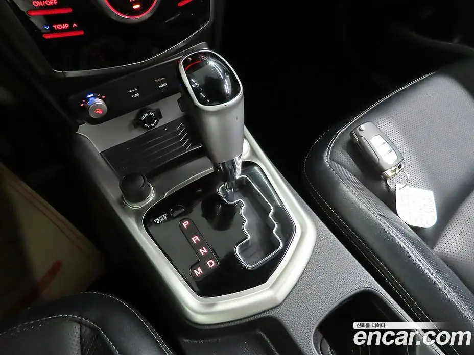 SsangYong TIBOLI 2015 1.6 автомат (гидро), фото 9