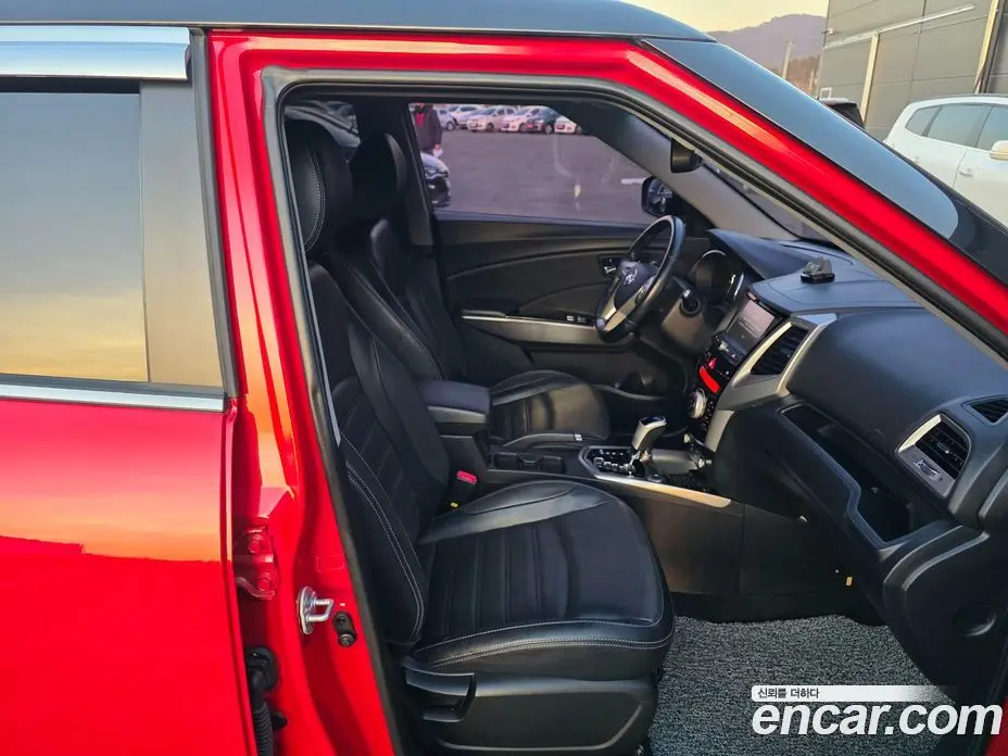 SsangYong TIBOLI 2015 1.6 автомат (гидро), фото 11