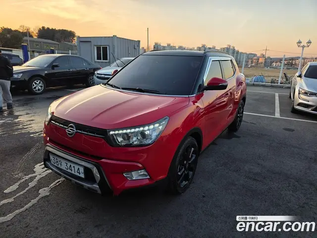SsangYong TIBOLI 2015 1.6 автомат (гидро), миниатюра 3