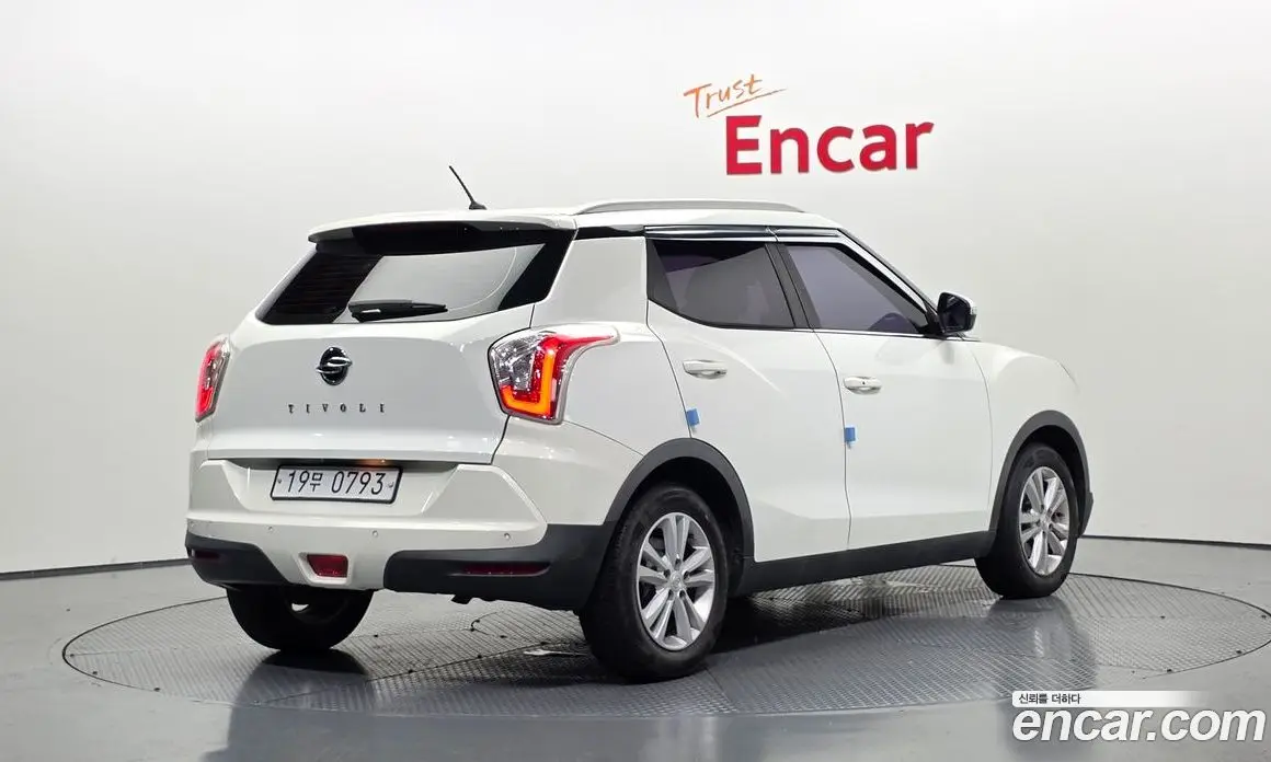 SsangYong TIBOLI 2016 1.6 автомат (гидро), фото 2 SsangYong TIBOLI 2016 1.6 автомат (гидро), фото 2