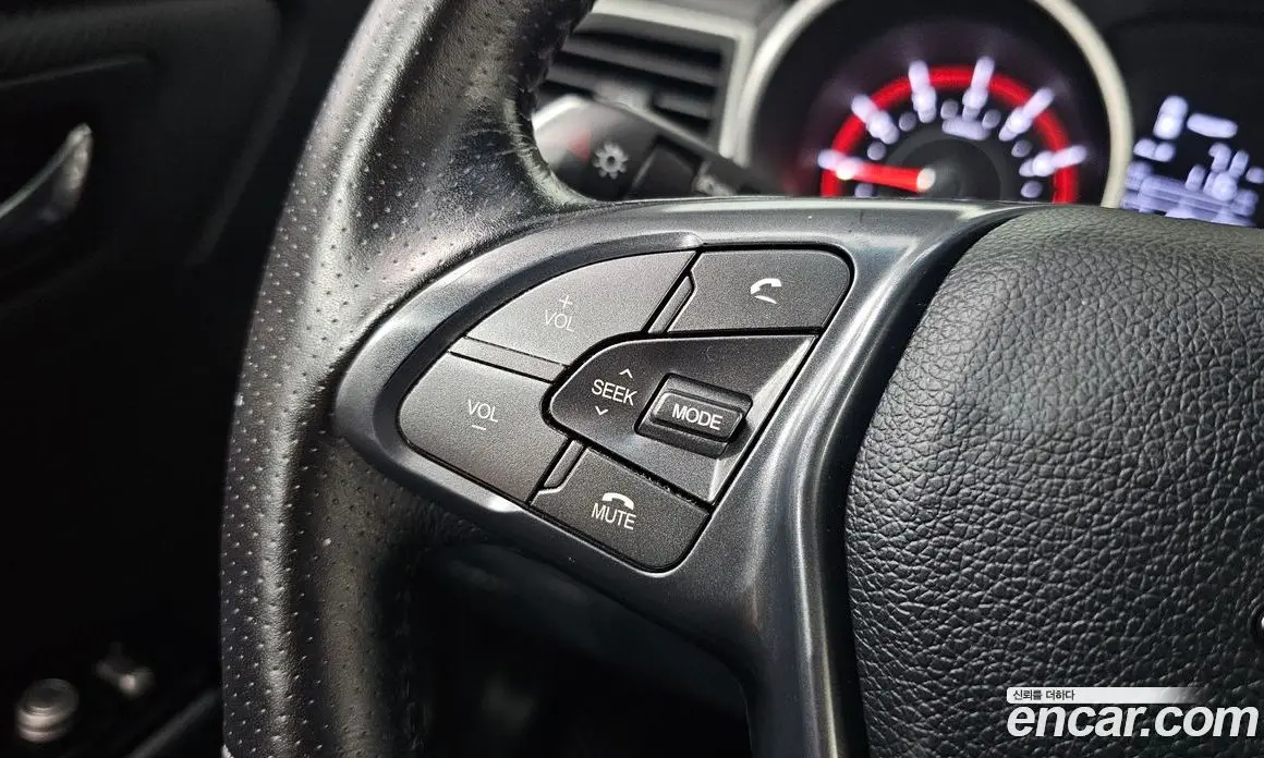 SsangYong TIBOLI 2017 1.6 автомат (гидро), фото 18